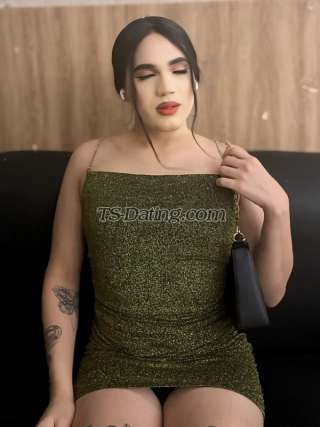 trans girl MiaMilani 7339706