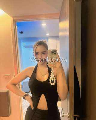 trans girl Milkky 8706084