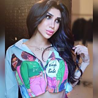 trans girl MiraTr25 7015390