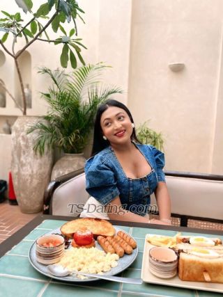 trans girl Mishti25 5591776