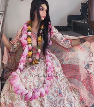 trans girl MissNiaa 4700682