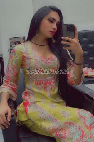 trans girl MistressNaira 1904163 trans girl MistressNaira 1904163