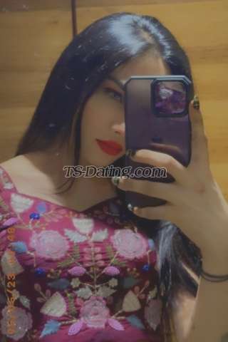 trans girl MistressNaira 6757620 trans girl MistressNaira 6757620