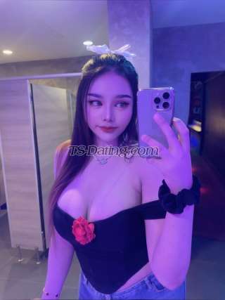 trans girl Modtanoii42 6551561 trans girl Modtanoii42 6551561