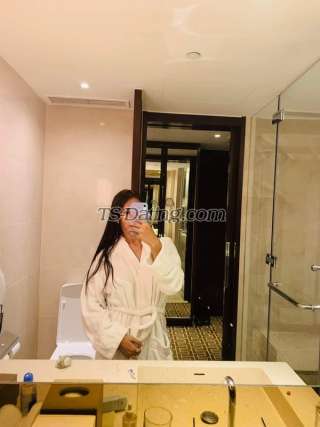 trans girl Moorena 6913627 trans girl Moorena 6913627