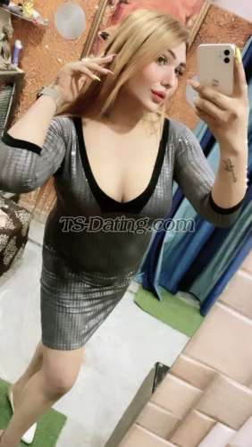 trans girl MsChaudhary 3013371 trans girl MsChaudhary 3013371