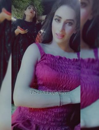 trans girl Muskanjan 1365946