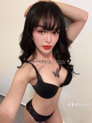 trans girl madelaine 2883372 trans girl madelaine 2883372