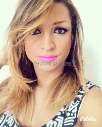 melissa20 Brussels Transex Je m'appelle Marie. Comme vous pouvez le constater, je suis une belle jeune transsexuelle sexy avec un énorme corps à votre disposition. Mes photos sont réelles et récentes. Appelez-moi sans hésiter et réservez un moment inoubliable. Je suis active et passive, prête à répondre à tous vos besoins. J'ai une grosse bite de 22 cm, toujours prête à vous satisfaire. Si vous le souhaitez, je peux aussi vous donner mon sperme, car je suis complète : mon objectif est de vous faire rentrer chez vous satisfait. Je vous offrirai les services que vous désirez, que ce soit en mode soft ou dominatrice, avec ma lingerie sexy en cuir et latex. Je serai ravie de réaliser vos souhaits. Je reçois dans un appartement très luxueux et discret, toujours bien situé, très discret, dans un quartier calme, facilitant la recherche d'une place de parking. Je fais des visites à domicile et à l'extérieur. Je suis également disponible pour des dîners, des fêtes ou pour accompagner des événements. Les débutants sont les bienvenus, j'ai de l'expérience et je vous accompagnerai très détendu pour découvrir vos besoins. Venez et nous nous amuserons. Je reçois généralement 24h/24, mais il est conseillé de prendre rendez-vous au moins 30 à 45 minutes à l'avance. J'attends votre appel et à bientôt.