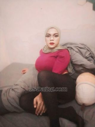 trans girl Nabillachels2 5088750 trans girl Nabillachels2 5088750