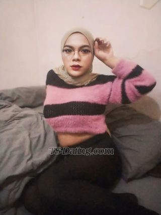 trans girl Nabillachels2 5088874 trans girl Nabillachels2 5088874
