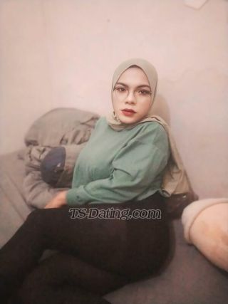 trans girl Nabillachels2 5088981 trans girl Nabillachels2 5088981