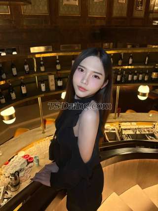 trans girl Nadeerra 0670376 trans girl Nadeerra 0670376