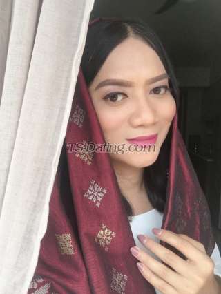 trans girl Nadeya 5500643