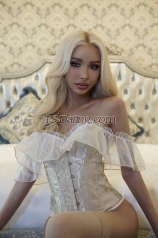 trans girl Nanapinky99 5918722