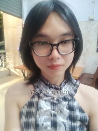 trans girl NaomiVy 3304167