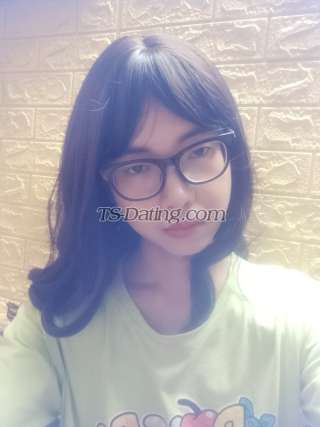 trans girl NaomiVy 5989788