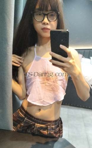 trans girl NaomiVy 5990031