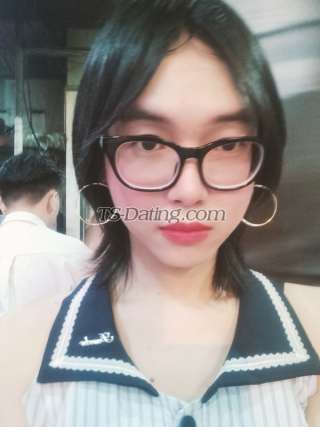 trans girl NaomiVy 8252315