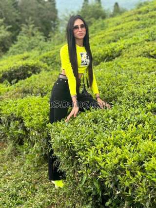 trans girl Nashasingh 2698418