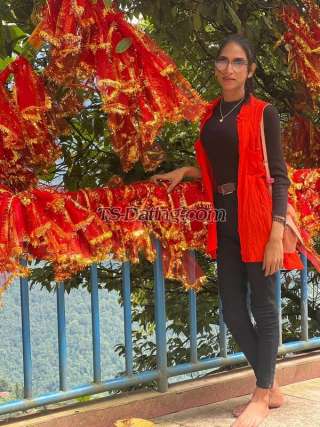 trans girl Nashasingh 2698525