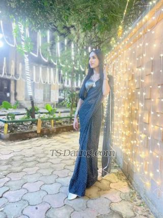 trans girl Nashasingh 6385275