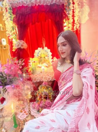 trans girl Nashasingh 6386371