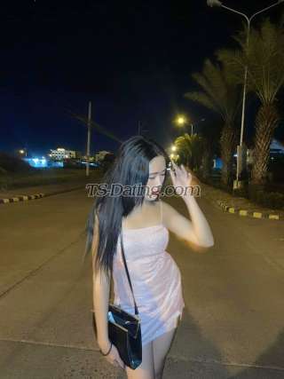 trans girl NaughtyMich20 2213147