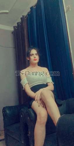 trans girl NauraKhan 1217150