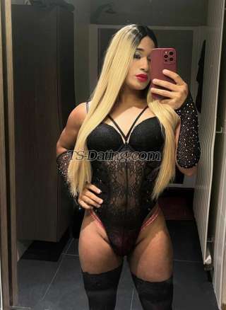 trans girl Nicolymel 1504464