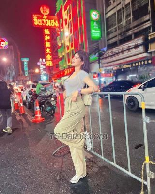 trans girl Nikasohahott 8830838