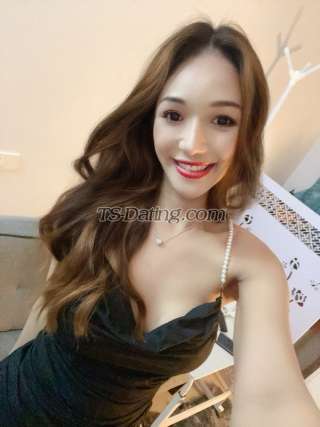 trans girl Noobella 9119905 trans girl Noobella 9119905