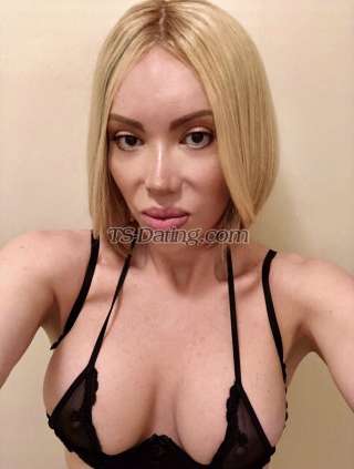 trans girl NoraCastaldi 3139911 trans girl NoraCastaldi 3139911