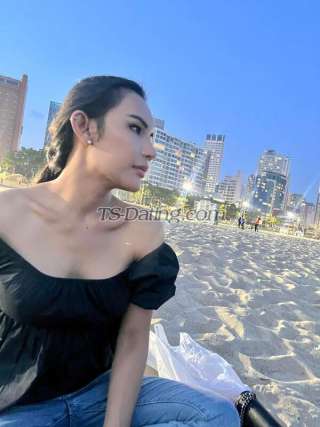 trans girl Nutsineemomo 2862898 trans girl Nutsineemomo 2862898