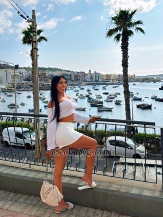 trans girl PARISQUEEN 8122245 trans girl PARISQUEEN 8122245