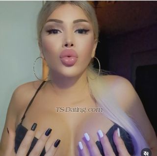 trans girl PetekElice 1660317