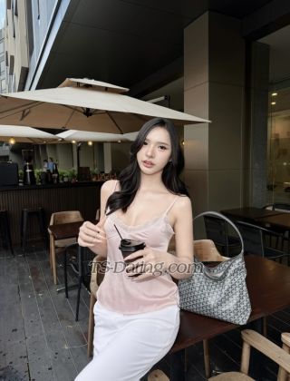 trans girl PingPingPing 3943300 trans girl PingPingPing 3943300