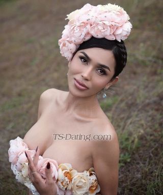 trans girl Piyahh 7376156 trans girl Piyahh 7376156