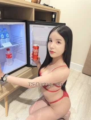 trans girl Porhim 0783619 trans girl Porhim 0783619