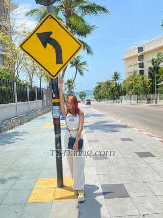 trans girl Pranatcha 0145600