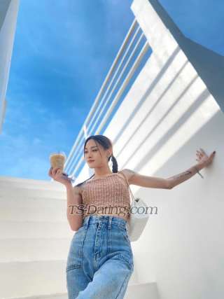 trans girl Pranatcha 0161734