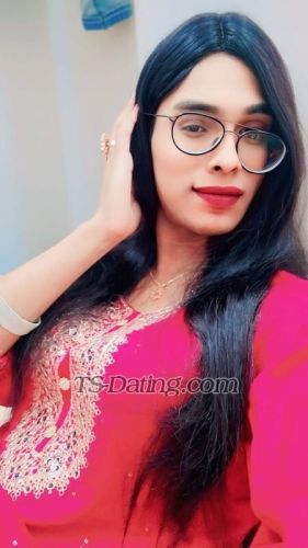 trans girl PriyaRoy21 9577577