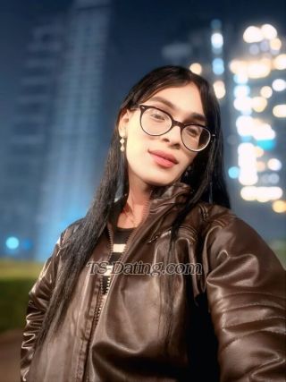 trans girl Priyacd20 1842347 trans girl Priyacd20 1842347