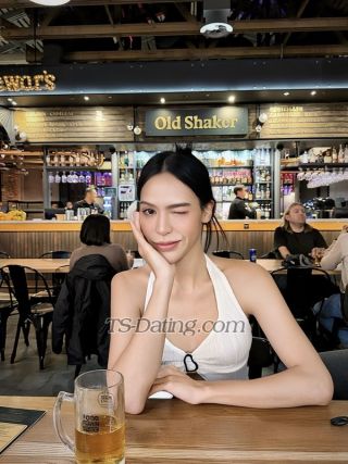 trans girl peetahere 7012124