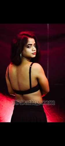 trans girl piyaroy 2068583