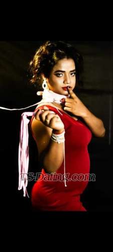 trans girl piyaroy 2068639