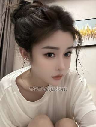 trans girl QINMENG 0341053 trans girl QINMENG 0341053