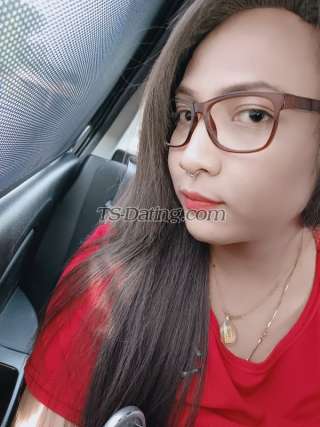 trans girl QueHuLaura 4460615 trans girl QueHuLaura 4460615