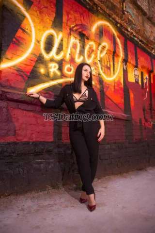 trans girl QueenAnna 2409764 trans girl QueenAnna 2409764