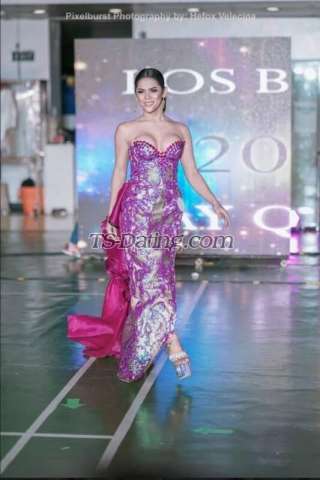 trans girl QueenAya 6163092